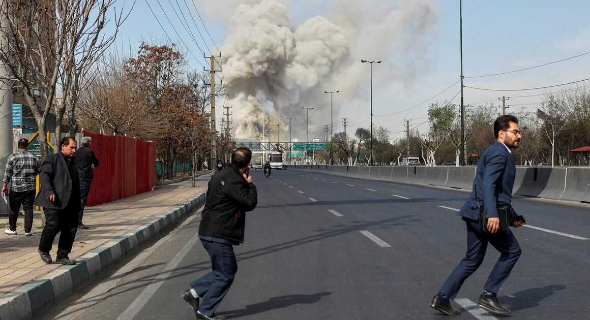 XUNG ĐỘT TRUNG ĐÔNG GẦN ĐẢO NGHIỀN, TỬ VONG ĐANG GIA TĂNG!
