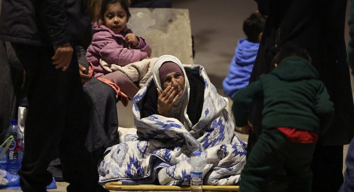 KHI MẮT TRẬN TRUNG ĐÔNG CHIẾM TRỌN BẦU TRỜI, AI MỚI BIẾT ĐỚN ĐAU THẬT SỰ ĐANG DIỄN RA?