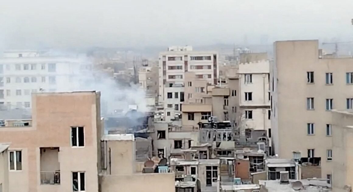 ĐIỀU GÌ SẮP XẢY RA KHI IRAN MÉO MÓC TRUNG TÂM KINH TẾ VÀ NGÂN HÀNG LIÊN QUAN ĐẾN MỸ VÀ ISRAEL?