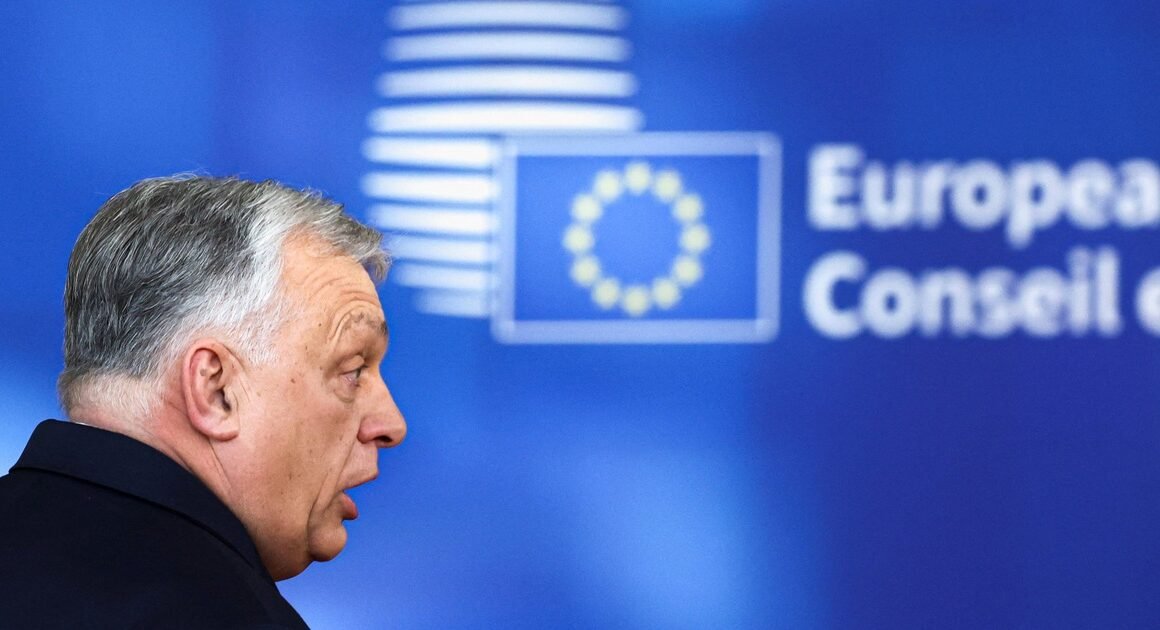 EU LẦN ĐẦU RÕ RÀNG KHÔNG HÀI LÒNG KHI NGẠI KHÁN 90 TỶ EURO VIỆN TRỢ KHẨN CẤP CHO UKRAINE