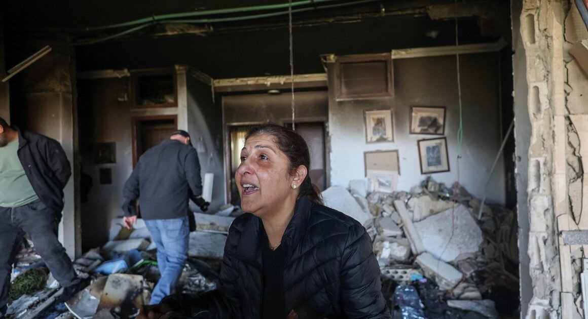 TỪNGNGÀY KHÓNG LỬA TRUNG ĐÔNG CÓ THỂ BIẾN CHUYỂN MỘT CÁCH ĐÁNG NGẠC NHIÊN, DÙ TỔNG THỐNG MỸ CÓ TỐNG BÁO CHẤM DỨT.