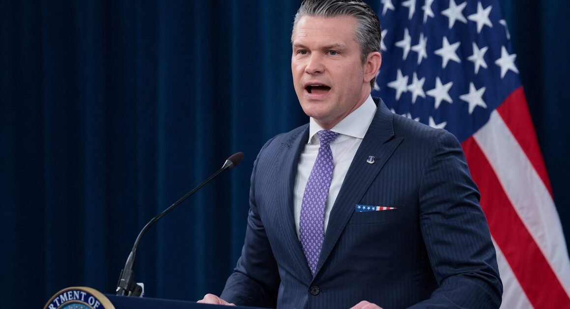 CUỘC CHIẾN Ở IRAN ĐANG ĐIỂN HÌNH NHƯ THẾ NÀO NHỮNG AI ĐANG ĐIỀU HƯỚNG?