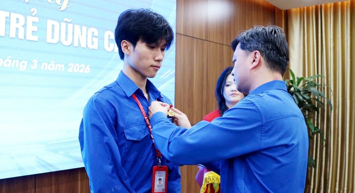 KHÓ CÓ AI NGHĨ ĐẾN MỘT SỐNG CÒN DŨNG CẢM ĐẾN VẬY!