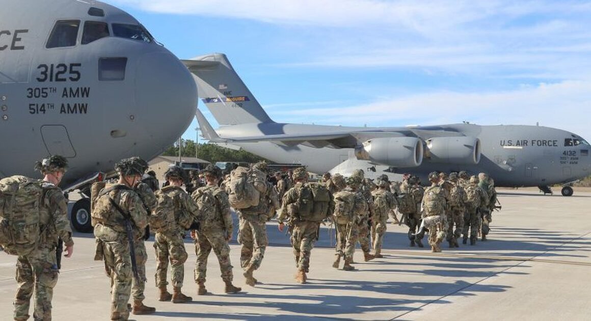 LIÊN HỆ GIỮA MỸ TĂNG CƯỜNG HÀNG NGÀN BINH SƯ ĐOÀN DÙ 82 DƯỚI DÙNG ĐỂ GÌ GIỮA OA VÀ IRAN?