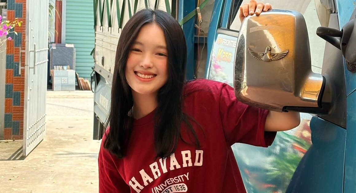 KHÔNG THỂ BAO GIỜ NGHỈ MỞ MẮT TRƯỚC BÀI ĐĂNG SIÊU HOT TRÊN MXH!