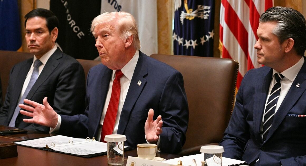 cuộc chiến kéo dài 28 ngày: những thông điệp trái chiều làm thế giới bối rối