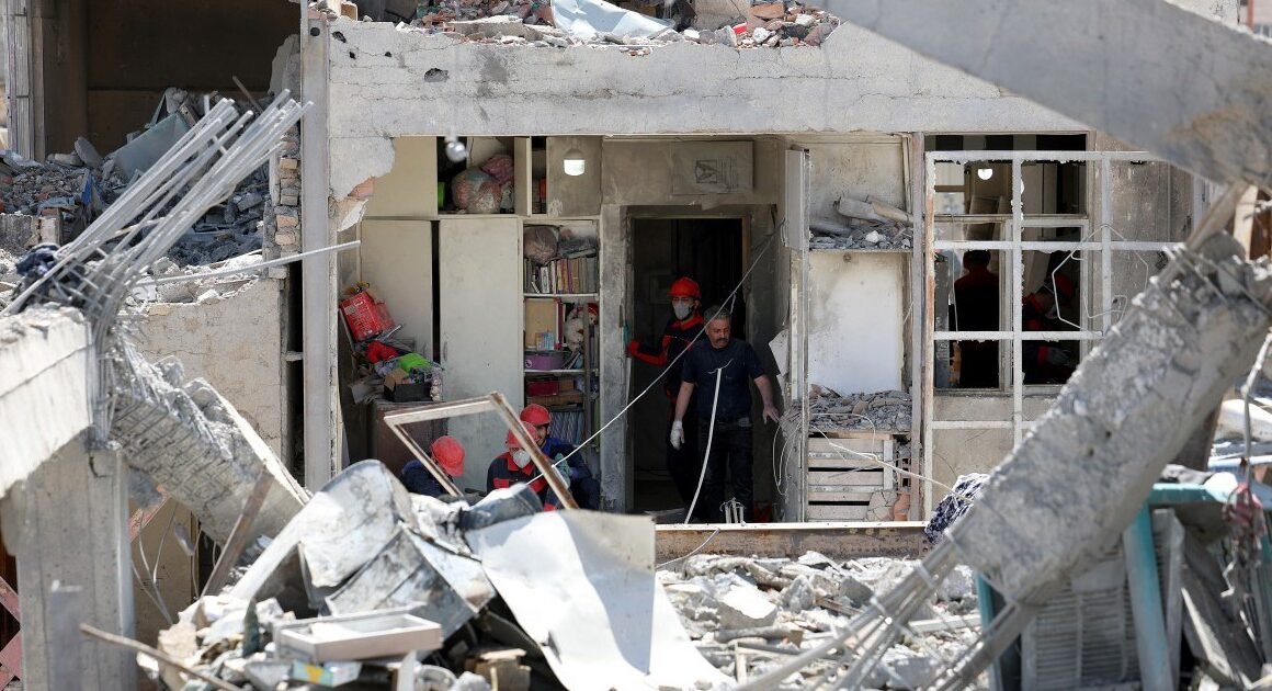 CUỘC XUNG ĐỘT GIỮA MỸ ISRAEL VÀ IRAN ĐANG CHIẾM TRỌN SỰ CHÚ Ý, GIÁC NGỘ NHỮNG NGUY CƠ NGUY HIỂM CHO CHIẾC BẢN ĐỒ TOÀN CẦU!