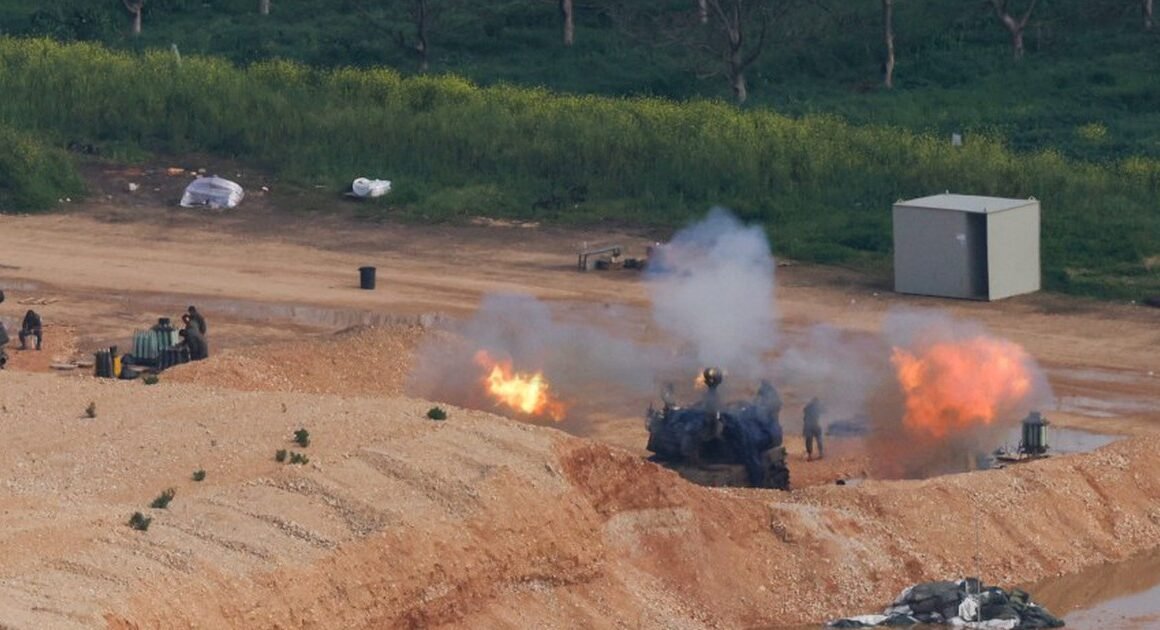 LIÊN MINH QUÁN ĐỐI MỎNG MANH GIỮA MỸ VÀ IRAN TRƯỚC CHIẾC ÁO GIÁP NÓNG TĂNG CAO