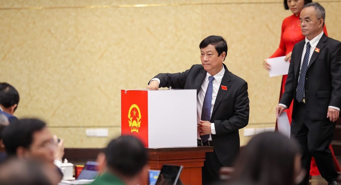 BỨC PHÁ YẾU TỐ LÒNG DÂN: HÀNH TRÌNH GIÁM SÁT CHẤT LƯỢNG NHIỆM KỲ MỚI CỦA HĐND TP.HCM!