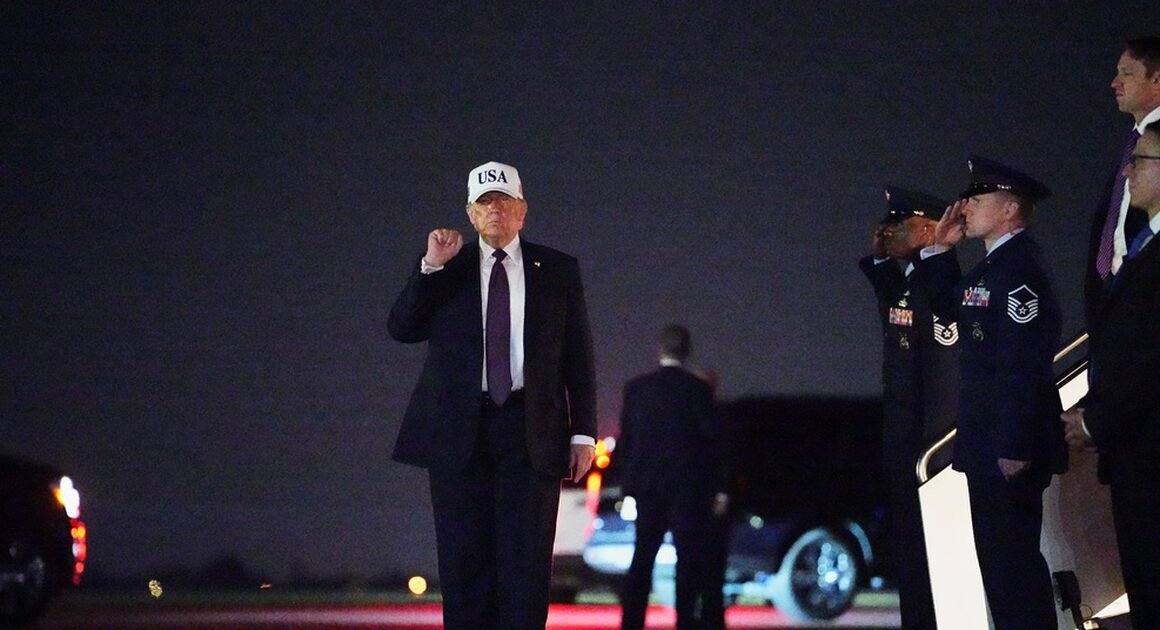 TẠI SAO TỔNG THỐNG TRUMP ĐANG CHUYỂN HƯỚNG CHIẾN LƯỢC VỚI IRAN?