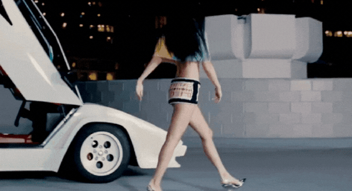 DÙ KHÔNG SỞ HỮU CHIỀU CAO LÝ TƯỞNG, CÁN ĐẤT NORGAY NÀY VẪN GÂY ẤN TƯỢNG MẠNH VỚI TỈ LỆ CƠ THỂ ĐẸP NGẤT NGÂY, ĐƯỢC VÍ NHƯ “MÓC TREO ĐỒ” GIỮA ĐỜI THƯỜNG.