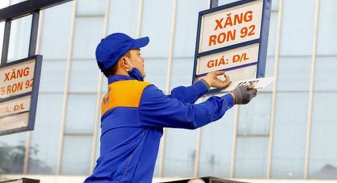 GIÁ XĂNG DẦU GIẢM MẠNH, CƠ HỘI TIẾT KIỆM CHO NGƯỜI TIÊU DÙNG!