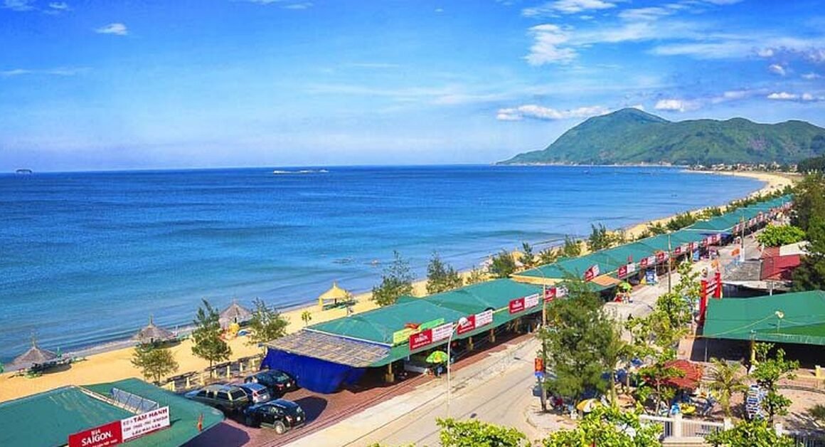 KHÁM PHÁ BẠI BIỂN HƠN NGƯỜI BIẾT ĐẾN, NẰM GẦN SẦM SƠN VÀ CỬA LÒ!