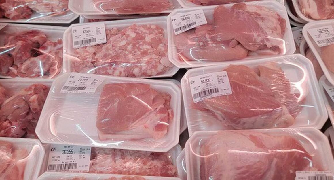 BÍ QUYẾT ĐỂ CHỌN THỊT ĐÓNG KHOẢNG NGAY LẬP TỨC, GIÚP BẠN KHÔNG BAO GIỜ MUA PHẢI KHAY THỊT ƯỚT, KHÔNG TƯƠI!