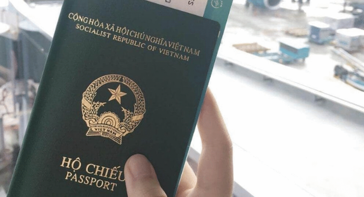 VIỆT NAM ĐƯỢC VỪA ĐÁNG TỰ HÀO VỚI VỊ TRÍ CAO NHẤT TRONG BẢNG XẾP HẠNG HỘ CHIẾU HƠN MỘT THẬP KỶ!