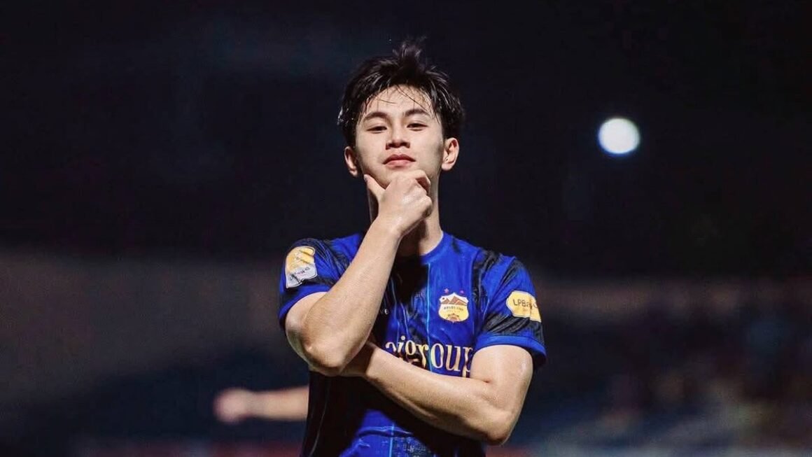 CHÂN DUNG SAO TRẺ TRẦN GIA BẢO – TỪ ĐAM MÊ ĐẾN ĐƯỜNG ĐUA U19 VIỆT NAM!