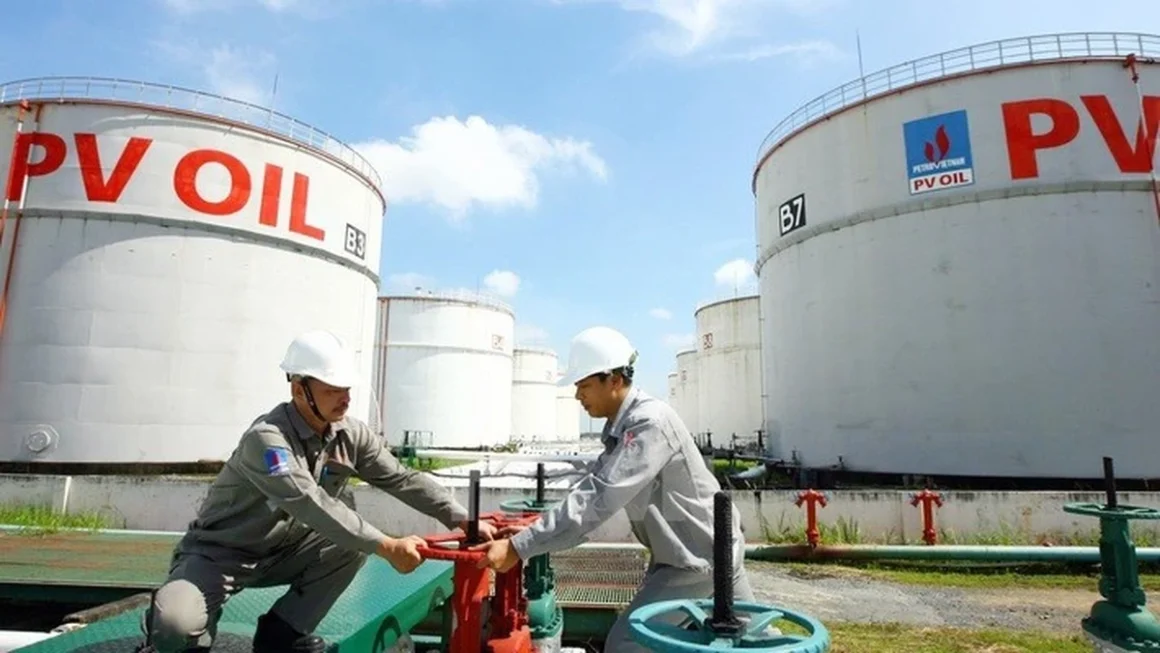 CHIẾN SỰ TRUNG ĐÔNG ĐANG THAY ĐỔI CẢ MÔI TRƯỜNG XĂNG DẦU, BỘ CÔNG THƯƠNG ĐÃ XÂY DỰNG KỊCH BẢN ỨNG PHÓ NĂNG ĐẶT, ĐANG LÀM GÓC NHÌN CHO DƯ LUẬN.