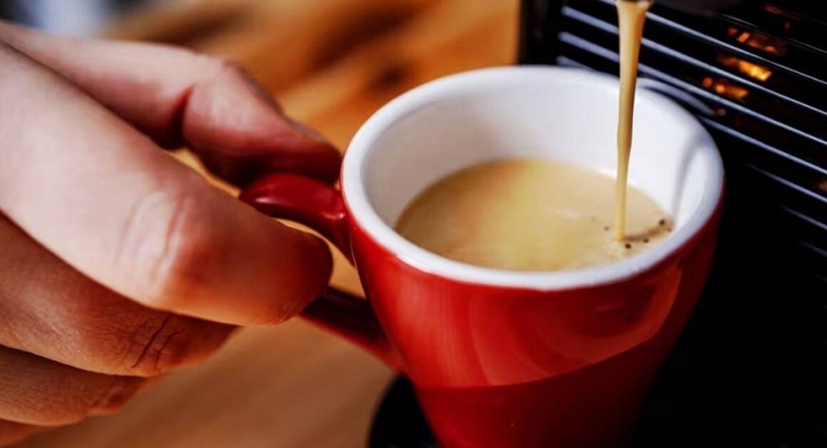 BẠN ĐÃ BIẾT ĐIỀU GÌ VỀ ẢNH HƯỞNG CỦA CÀ PHÊ SỚM SÁNG CHƯA?