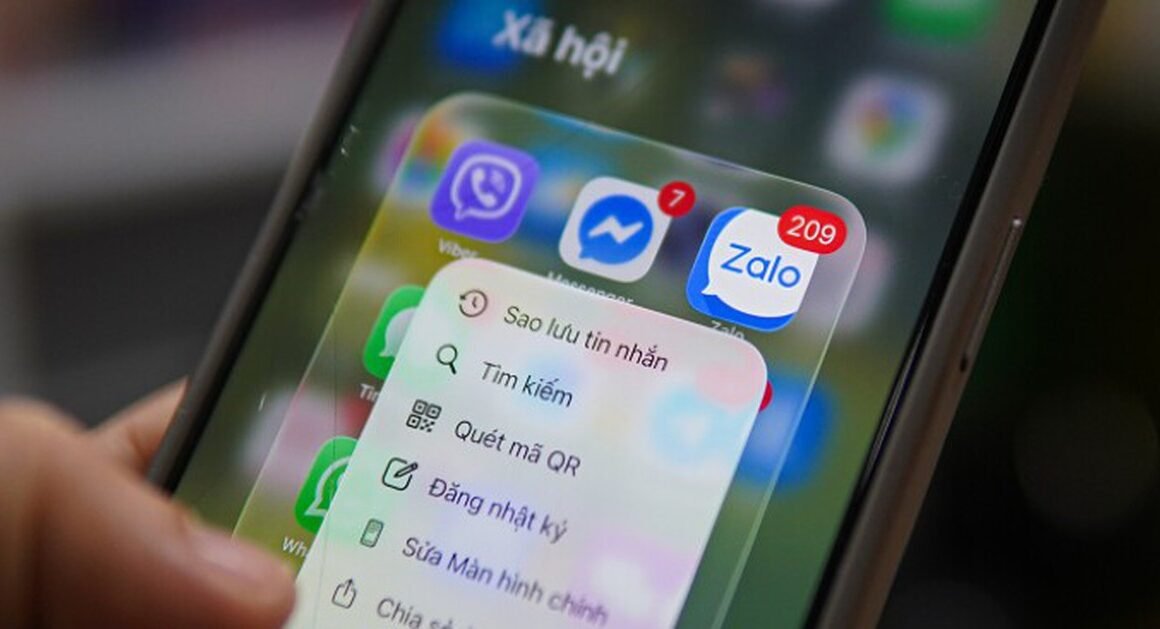 BÊN TRONG CHIẾN DỊCH CẬP NHẬT TỪ CÔNG AN: ĐỪNG BỎ LỠ THÔNG TIN MỚI NHẤT TRÊN ZALO, FACEBOOK!