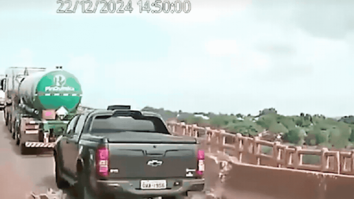 AI CÓ THỂ NGHĨ ĐƯỢC AI LÀ NGƯỜI SỐNG SÓT DUY NHẤT TRONG VỤ RƠI SÔNG NÀY?