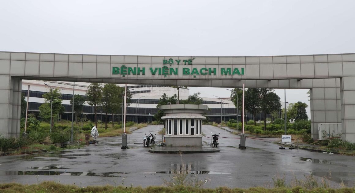 CỰU GIÁM ĐỐC BỘ Y TẾ NHẬN HÀNG TRĂM TỶ ĐỒNG TỪ NHÀ THẦU, RỒI BỊ LỪA HƠN 45 TỶ ĐỒNG KHI CHẠY ÁN!