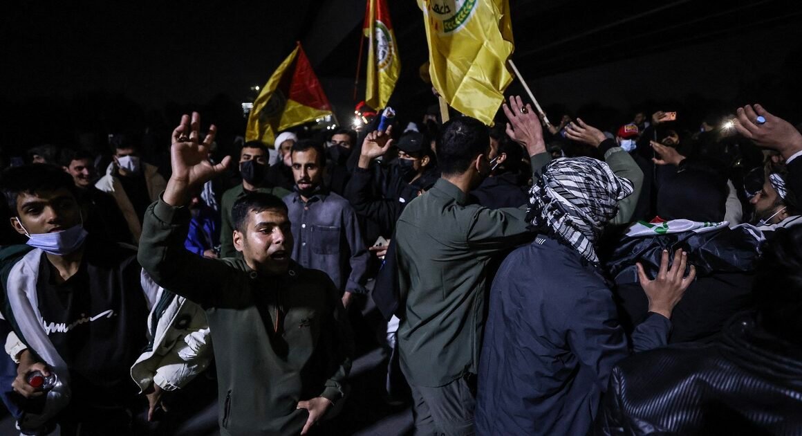 CUỘC KHỦNG HOẢNG NGÀY CÀNG NÓNG HẠT: IRAN CẢNH BÁO MỸ SẼ KHÔNG CÒN AN TOÀN!