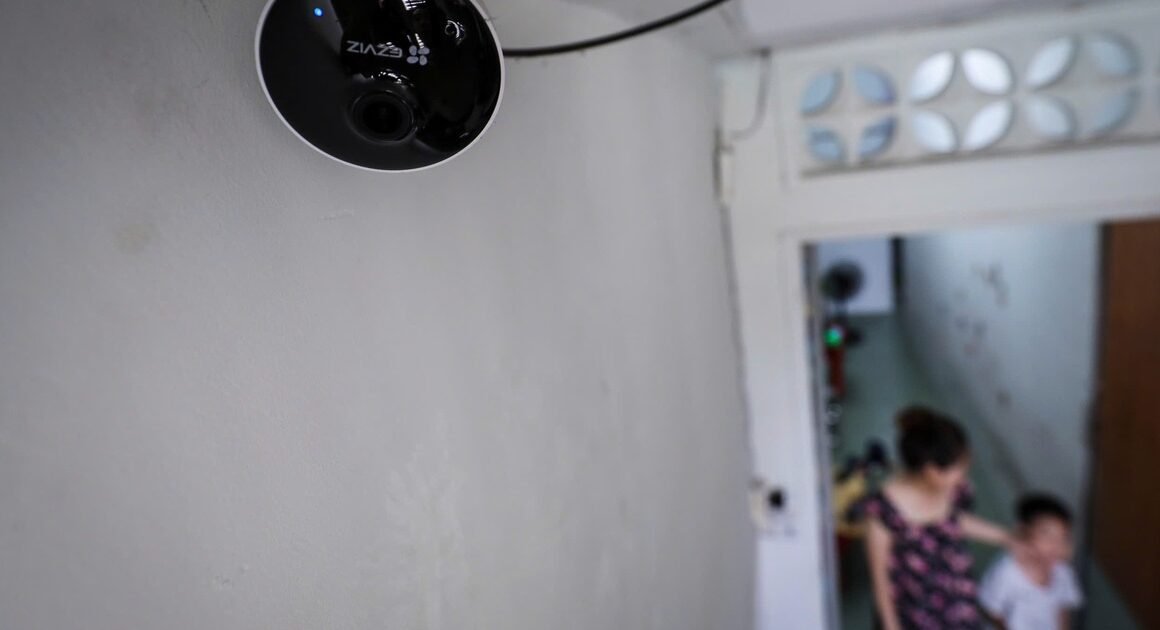 DÂY CHUYỀN CHIA SẺ DỮ LIỆU CAMERA: AI SẼ XEM XÉT, KHI NÀO VÀ TẠI SAO CẦN NÓ?