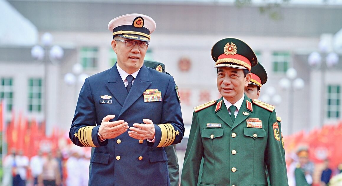 VIỆT NAM VÀ TRUNG QUỐC HẬU GẶP ĐÁP Ở GIAO LƯU QUỐC PHÒNG, MỞ RA HỢP TÁC MỚI?