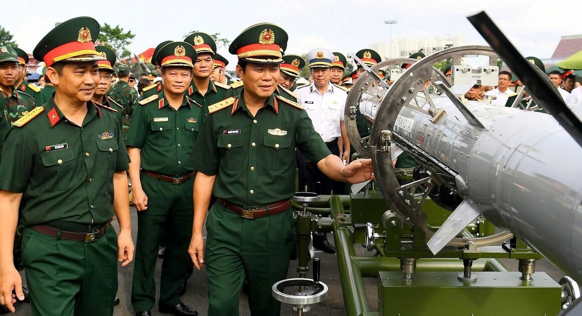 TĂNG CƯỜNG HUẤN LUYỆN THEO CHIẾN TRANH HIỆN ĐẠI, NGUỒN LỰC QUỐC PHÒNG CẦN ĐƯỢC ĐỊNH HƯỚNG NHƯ THẾ NÀO?