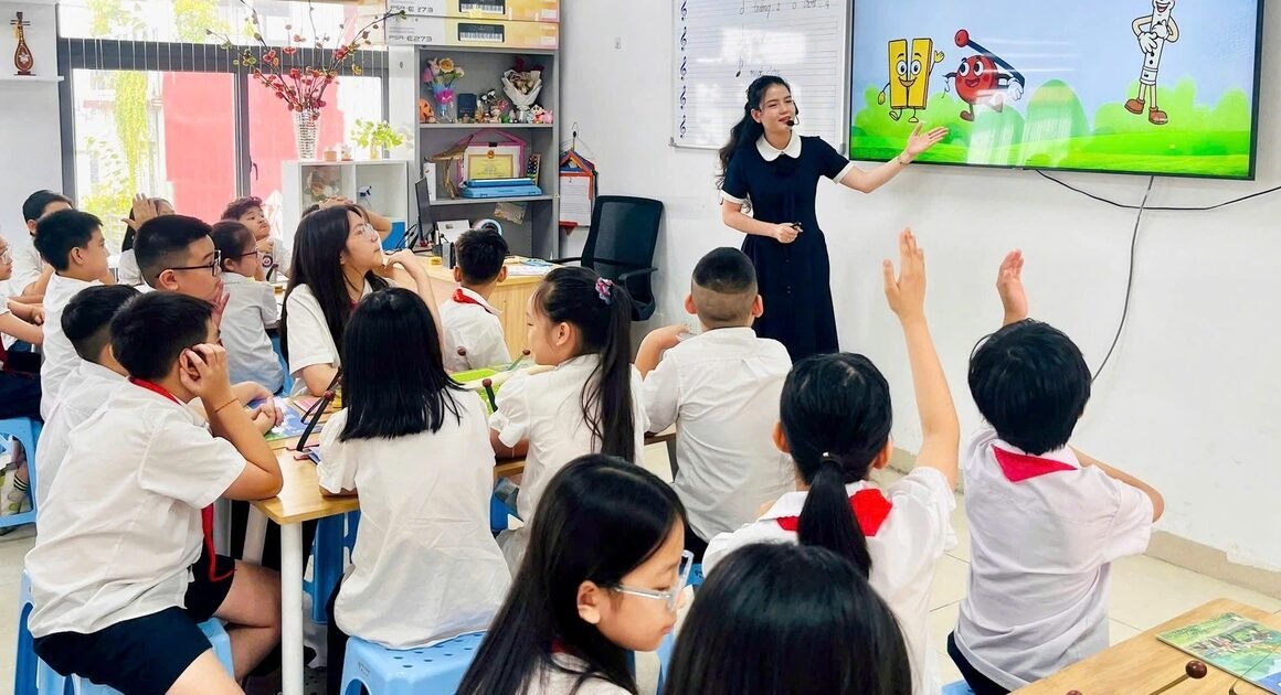 **BẠN ĐÃ BIẾT ĐẾN CHƯA: DIỄN BIẾN MỚI NHẤT VỀ VIỆC SẮP XẾP CƠ SỞ GIÁO DỤC CÔNG LẬP TẠI HÀ NỘI CHO NĂM HỌC TỚI?**