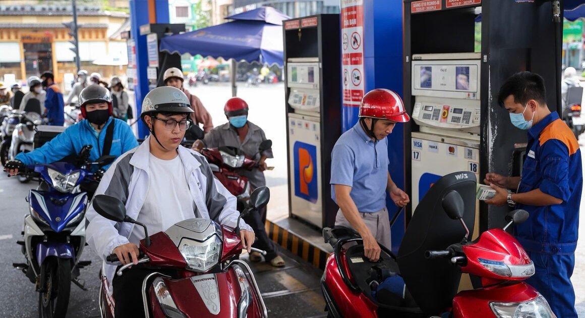 AI SẼ TRỞ LẠI LỢI THẾ TRONG GIÁ XĂNG DẦU SAU NGHỊ ĐỊNH MỚI CỦA CHÍNH PHỦ?