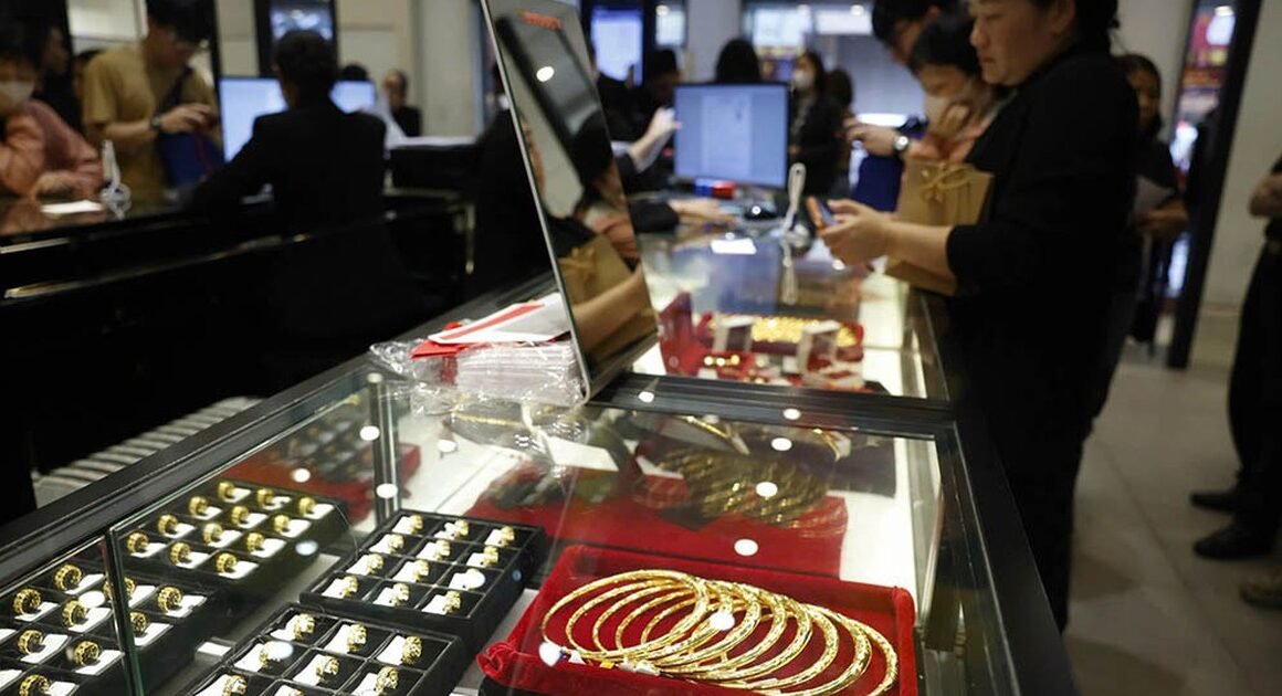 VÒNG XOÁY ALOVỀ VÀNG: CHƠI DƯỚI ÁNH MẮT CỦA ĐỊA CHÍNH TRỊ KHU VỰC TRUNG ĐÔNG!