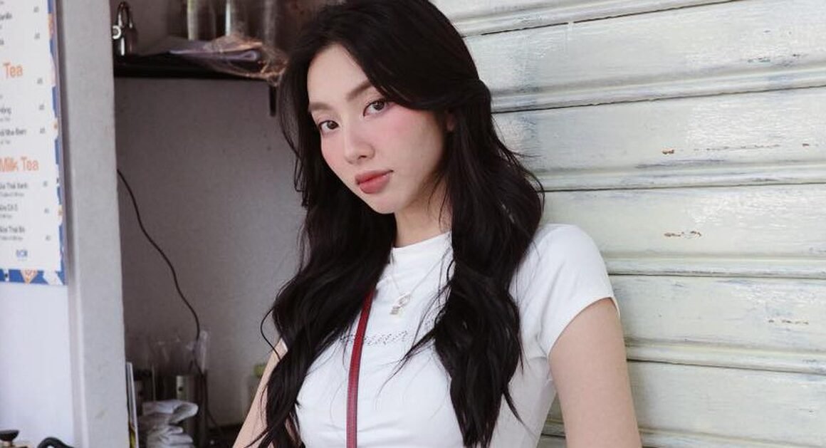 “You Won’t Believe What Thuy Tien’s Mom Has Been Up To After Years of Silence!”