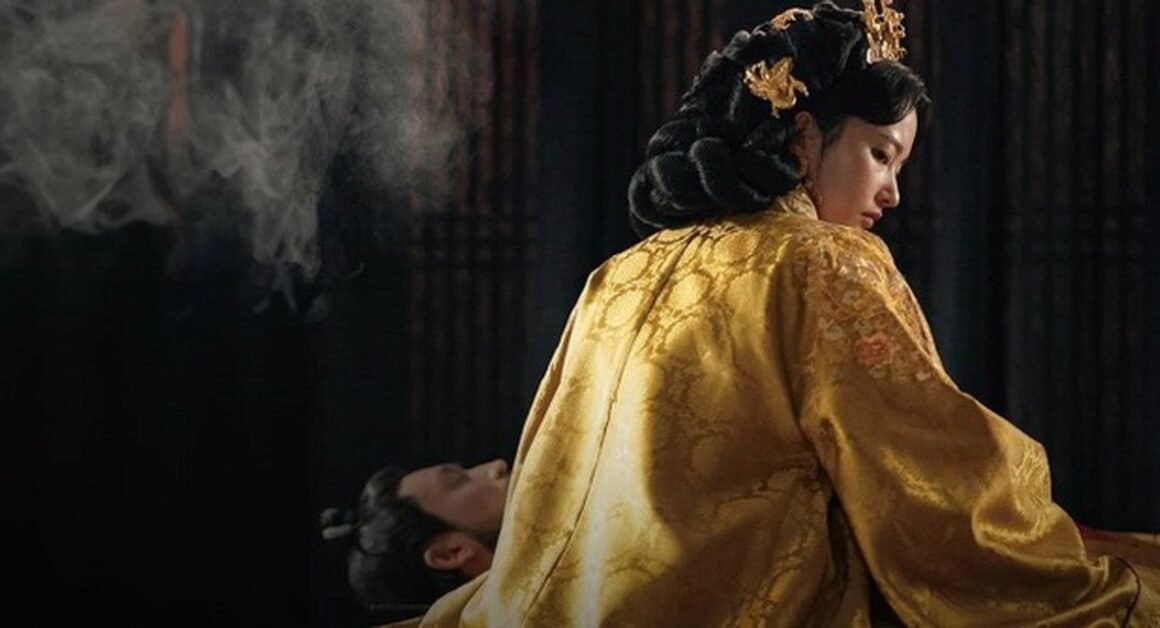 BỘ PHIM 18+ GÂY CHIẾU TRÁI VỚI NHỮNG CẢNH ĐỘC ĐÁO KHÓ CHỊU NGAY TỪ TẬP ĐẦU TIÊN!