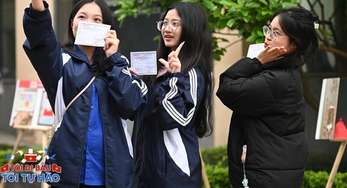 HÂN HOAN Đi BỎ PHIẾU, NHƯNG ĐỪNG QUÊN NHỮNG QUY ĐỊNH BẦU CỬ VÀO BẠN KHÔNG NÊN BỎ LỠ!