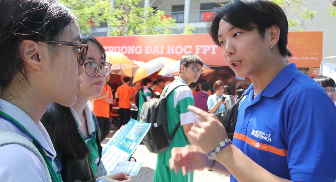 KHÁM PHÁ CỦA SỐNG SINH VIÊN QUỐC TẾ TẠI ĐÀ NẴNG: MỘT CHIỀU SẦU VUI RỘN RÀNG TRONG MÔI TRƯỜNG GIÁO DỤC VIỆT NAM!