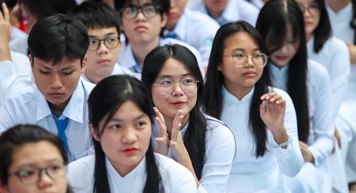 KHÁM PHÁ HỌC PHÍ DỰ KIẾN NĂM 2026-2027 TẠI ĐH TÔN ĐỨC THẮNG, CHỈ TỪ 20,5 TRIỆU ĐỒNG/NĂM!