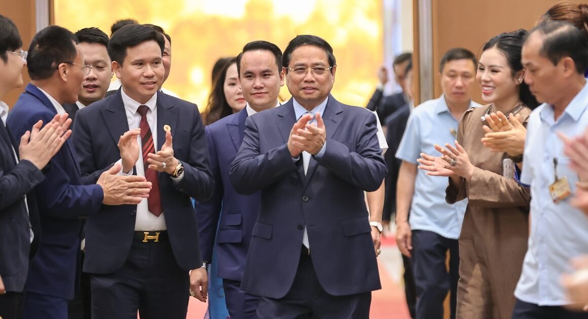 KHÁM PHÁ CHIẾN LƯỢC CỦA THỦ TƯỚNG PHẠM MINH CHÍNH ĐỂ DỰNG LẬP TĂNG TRƯỞNG GẤP ĐÔI MỚI TRONG NĂM 2024!