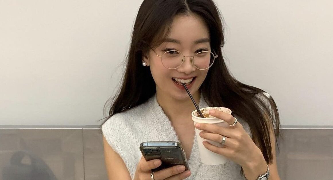 BÍ MẬT GIÚP GIAO TIẾP TRỞ NÊN THÀNH CÔNG CHỈ CẦN TRÍ TUỆ CẢM XÚC NÓI LÊN