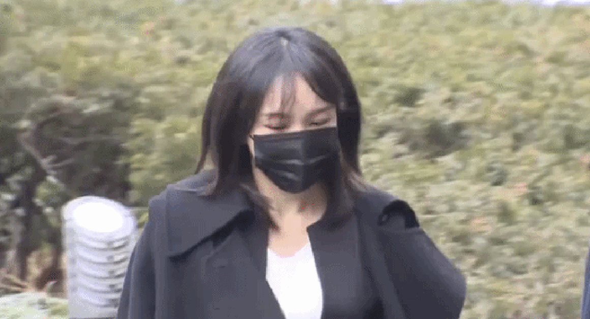 Á HẬU 9X GÂY CHUÝM KHÍCH TRƯỚC NỘI DUNG TÌNH TRẠNG KHIẾN CỘNG ĐỒNG MẠNG XÔN XAO!