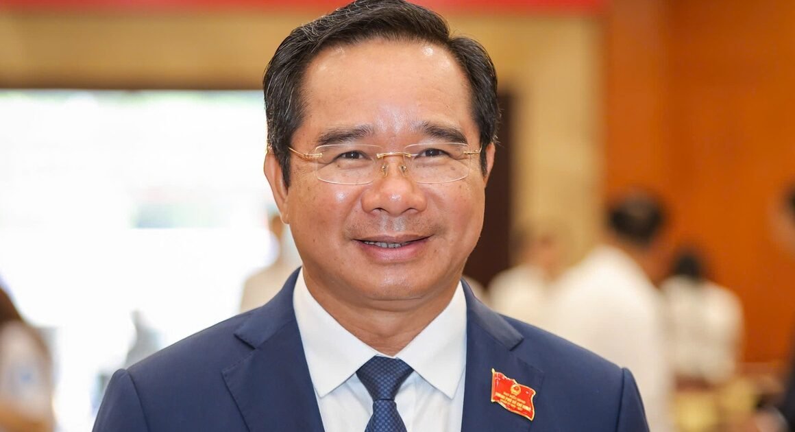 CHỦ TỊCH UBND TP.HCM NHIỆM KỲ 2026-2031 ĐƯỢC TIẾP TỤC BẦU CHỌN, MỞ RA TƯƠNG LAI PHÁT TRIỂN ĐẦY HỨA HẸN!