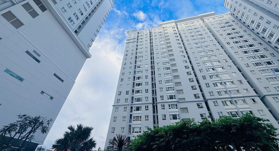 THẮC MẮC KHI CĂN HỘ ĐÃ Ở ỔN ĐỊNH MÙA NHƯNG SỔ HỒNG VẪN CHƯA ĐƯỢC CẤP!