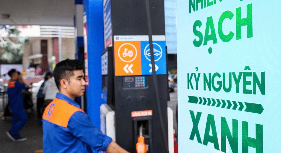 KHẨN TRƯƠNG THAY ĐỔI, XANH HÓA NĂNG LƯỢNG: SẮP ĐẨY MẠNH SỬ DỤNG XĂNG SINH HỌC E10, GIẢM PHỤ THUỘC XĂNG KHOÁNG!