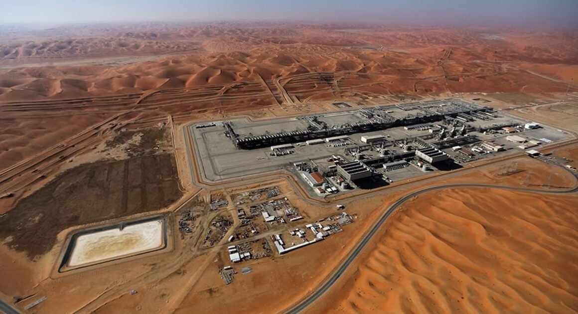 GIÁ DẦU THẾ GIỚI TĂNG CAO TRONG KHI XUNG ĐỘT TRUNG ĐÔNG KHUYẾT ÁP THỊ TRƯỜNG NƯỚC TA!