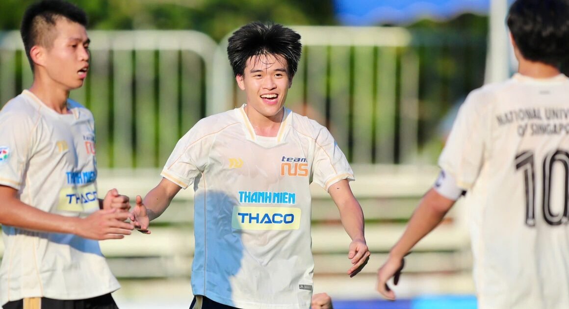 Dù thua cuộc, ĐỘI TRƯỜNG ĐH QUỐC GIA SINGAPORE vẫn khiến người xem không thể RỜI MẮT với hành trình vượt bậc và tinh thần thể thao thượng võ của sinh viên!