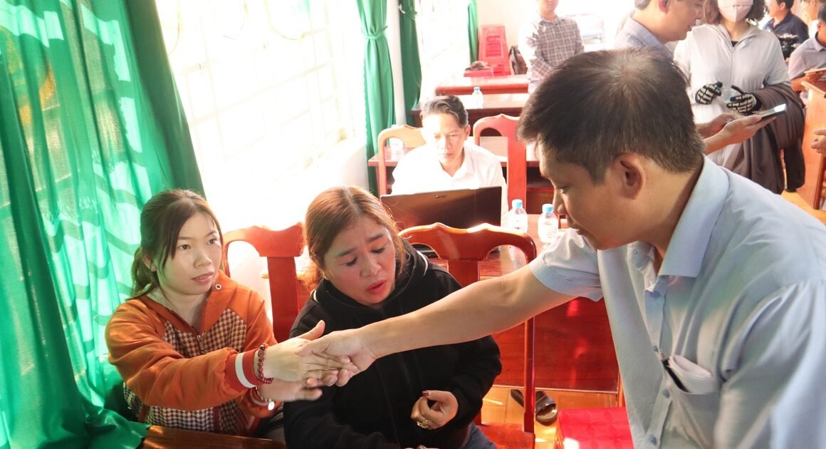 NGHỊCH CẢNH NGUY HIỂM NHÀ DÂN CHÊNH VÊNH BÊN MÉP VỰC SÂU, CHỦ ĐẦU TƯ CUỐI CÙNG XÁC NHẬN TRÁCH NHIỆM VÀ GỬI LỜI XIN LỖI!