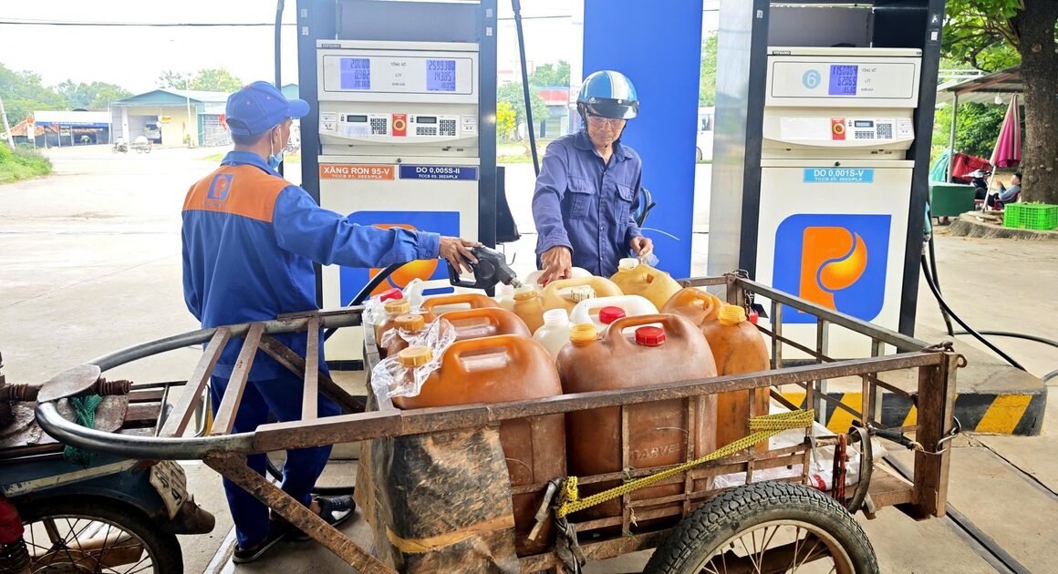 KHẨN CẤP: SĂN SÁC NGUỒN CUNG ỐM ĐẦY NGUY CƠ VÌ XUNG ĐỘT TRUNG ĐÔNG!