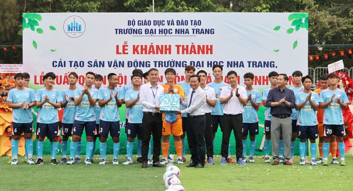 KHÁNH THÀNH SÂN VẬN ĐỘNG MỚI VÀ XUẤT QUÂN ĐỘI TUYỂN BÊN TRUNG, SẴN SÀNG CHINH PHỤNG TẠI VCK TNSV THACO CUP 2026!