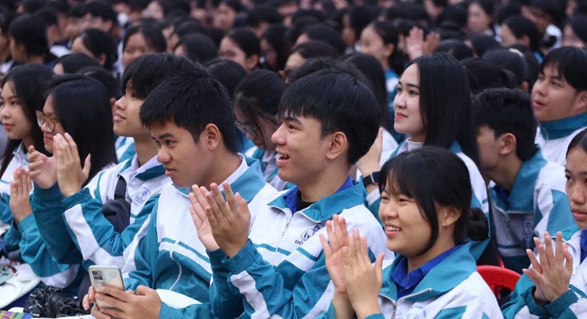 KHÁM PHÁ NHỮNG CHIÊU THỨC ĐĂNG KÝ XÉT TUYỂN ĐH 2026 KHÔNG THỂ BỎ LỠ!