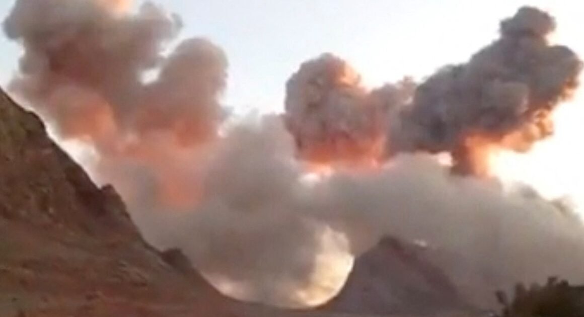 TỔNG THỐNG TRUMP ĐƯA RA NHẬN ĐỊNH QUAN TRỌNG VỀ IRAN TRONG BỐI CẢNH CHIẾN TRANH LAN RỌI Ở TRUNG ĐÔNG ĐANG NGÀY THỨ 34